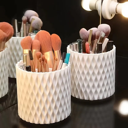 Rotating makeup brush storage box, lipstick makeup pen holder, dressing table, makeup stand, light and compact, girls' favorite